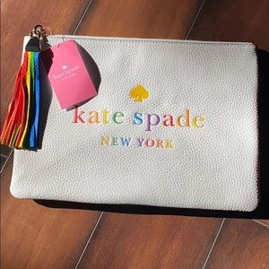 NWT Kate Spade Rainbow 🌈 KOURTNEY Clutch